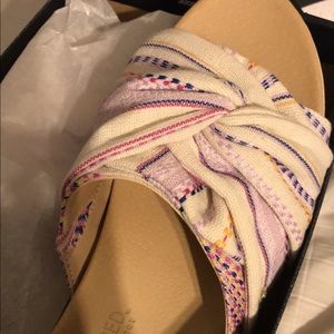 Dr Scholl’s slide on sandals - never worn - 8M
